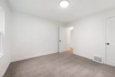 1146 Packard Drive, Akron, OH 44320 - Photo 15