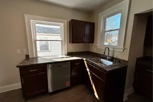 13623 Thornhurst Ave, Garfield Heights, OH 44105 - Photo 7