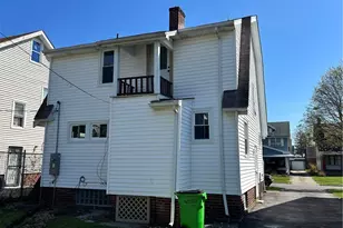 13623 Thornhurst Ave, Garfield Heights, OH 44105 - Photo 3