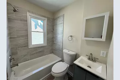 13623 Thornhurst Avenue, Garfield Heights, OH 44105 - Photo 21