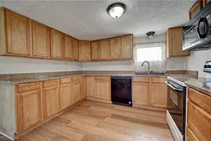 4747 Indian Hill Rd SE, Uhrichsville, OH 44683 - Photo 17