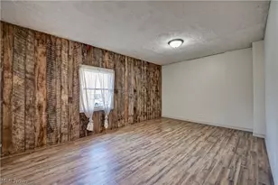 4747 Indian Hill Rd SE, Uhrichsville, OH 44683 - Photo 9