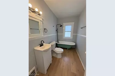 946 E 79th Street, Loveland, OH 44103 - Photo 11