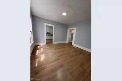 946 E 79th Street, Loveland, OH 44103 - Photo 3