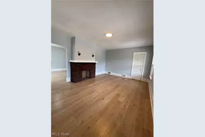 946 E 79th Street, Loveland, OH 44103 - Photo 17