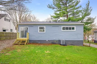 1155 Stanwood Avenue, Akron, OH 44314 - Photo 5