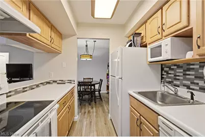 2591 Jefferson Place #B, Stow, OH 44224 - Photo 11