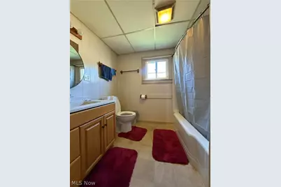 1748 South Lawn Extension, Coshocton, OH 43812 - Photo 9