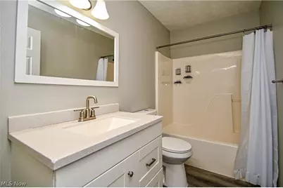 1240 W Waterloo Road, Akron, OH 44314 - Photo 9