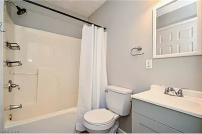 1240 W Waterloo Road, Akron, OH 44314 - Photo 17