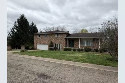 113 Martha Drive, St Clairsville, OH 43950 - Photo 1