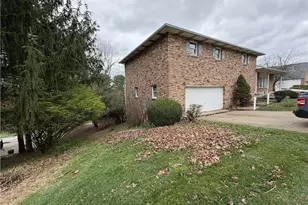 113 Martha Dr, St Clairsville, OH 43950 - Photo 3