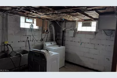 1857 12th Street SW, Akron, OH 44314 - Photo 13