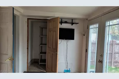 1857 12th Street SW, Akron, OH 44314 - Photo 5