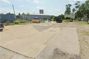 128 Chapman St, Bellevue, OH 44811 - Photo 1