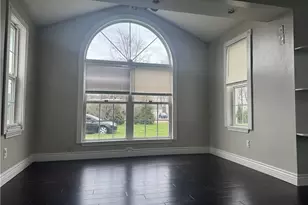 3946 Dunton Rd, Lorain, OH 44055 - Photo 7