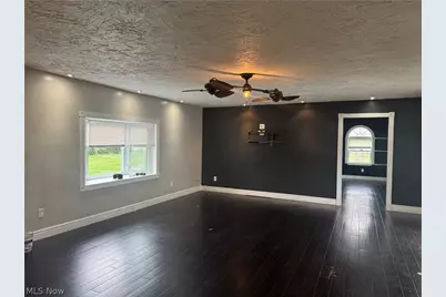 3946 Dunton Road, Lorain, OH 44055 - Photo 3