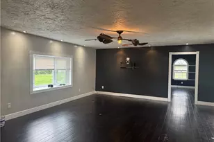 3946 Dunton Rd, Lorain, OH 44055 - Photo 3