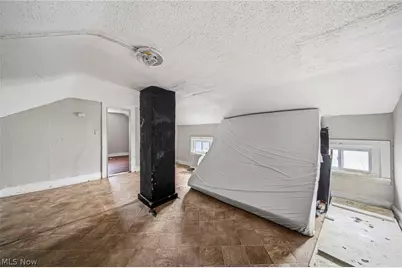 798 E 100th Street, Loveland, OH 44108 - Photo 21