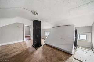 798 E 100th St, Loveland, OH 44108 - Photo 21