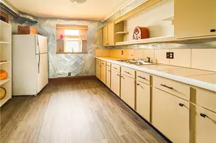 1811 Grace Ave NE, Canton, OH 44705 - Photo 9