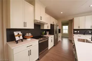 8100 Jack Ryan Dr, North Ridgeville, OH 44039 - Photo 7