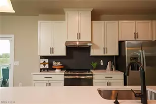 8100 Jack Ryan Dr, North Ridgeville, OH 44039 - Photo 5