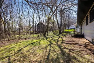 105 N Woodhill Dr, Amherst, OH 44001 - Photo 31