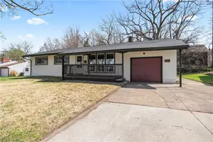 105 N Woodhill Dr, Amherst, OH 44001 - Photo 3