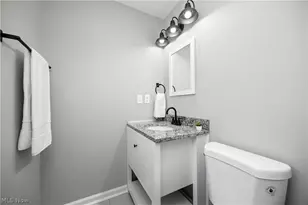 105 N Woodhill Dr, Amherst, OH 44001 - Photo 21