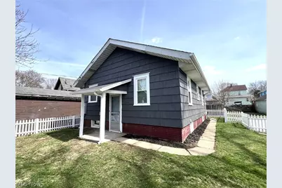 1825 Bernice Court NE, Canton, OH 44705 - Photo 7