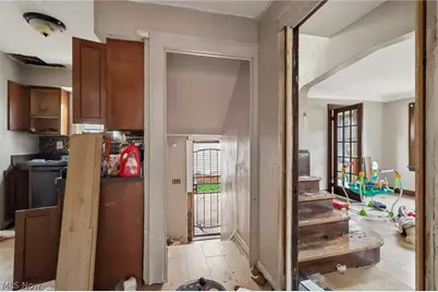 18310 La Salle Avenue, Loveland, OH 44119 - Photo 21