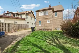 18310 La Salle Ave, Loveland, OH 44119 - Photo 5