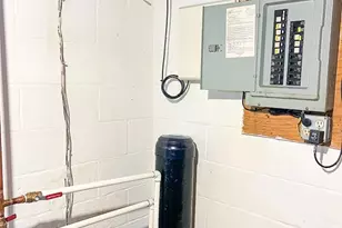 516 W 10th St, Ashland, OH 44805 - Photo 21