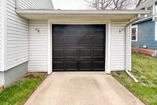 516 W 10th St, Ashland, OH 44805 - Photo 17