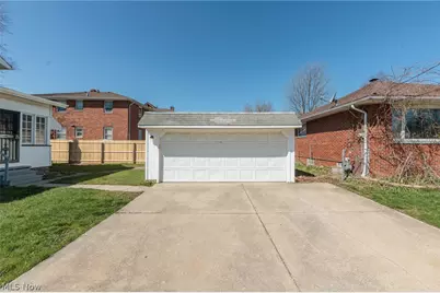 19251 Abby Avenue, Euclid, OH 44119 - Photo 43