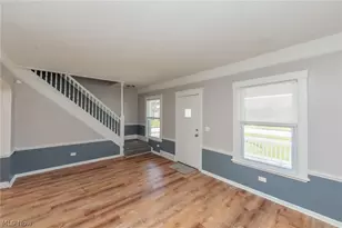 19251 Abby Ave, Euclid, OH 44119 - Photo 3