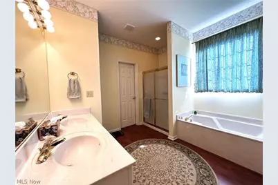 15220 Chestnut Oak Lane, Strongsville, OH 44149 - Photo 13