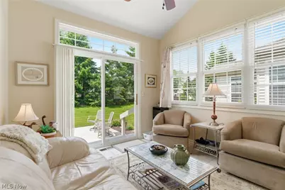 15220 Chestnut Oak Lane, Strongsville, OH 44149 - Photo 11