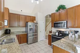 15220 Chestnut Oak Ln, Strongsville, OH 44149 - Photo 7