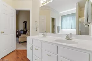 15220 Chestnut Oak Ln, Strongsville, OH 44149 - Photo 19
