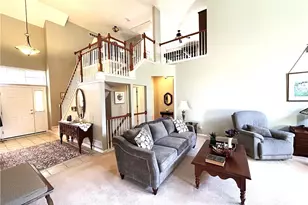 15220 Chestnut Oak Ln, Strongsville, OH 44149 - Photo 9