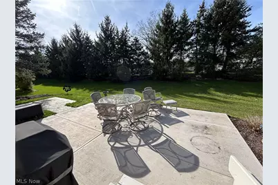 15220 Chestnut Oak Lane, Strongsville, OH 44149 - Photo 11