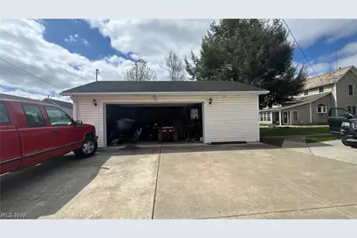 417 2nd Street NE, New Philadelphia, OH 44663 - Photo 47