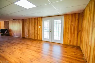 19 Osborne St, Washington, WV 26181 - Photo 43