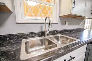 19 Osborne St, Washington, WV 26181 - Photo 17