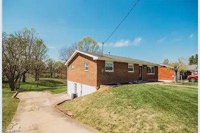 19 Osborne Street, Washington, WV 26181 - Photo 5
