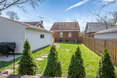 2416 4th Street, Cuyahoga Falls, OH 44221 - Photo 35
