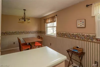 1744 Oak Trail Street NE, Massillon, OH 44646 - Photo 9
