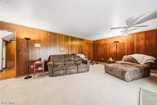 131 E 194th St, Euclid, OH 44119 - Photo 17